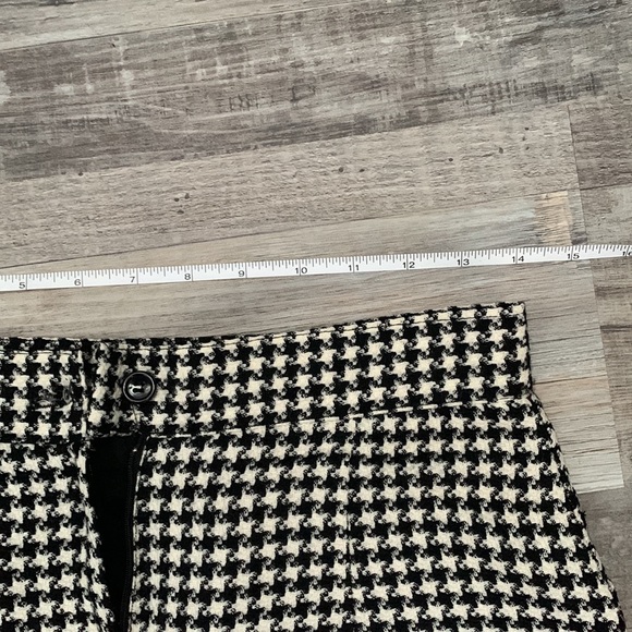Houndstooth Posh Pencil Skirt 🖤🤍🖤🤍 - Picture 6 of 8